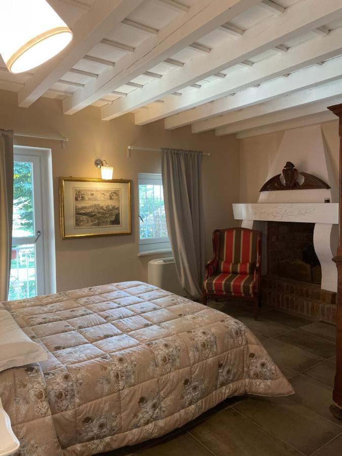 Antica Villa Cuneo- Guest House - "B&B E Non Un Hotel A Cuneo" Εξωτερικό φωτογραφία